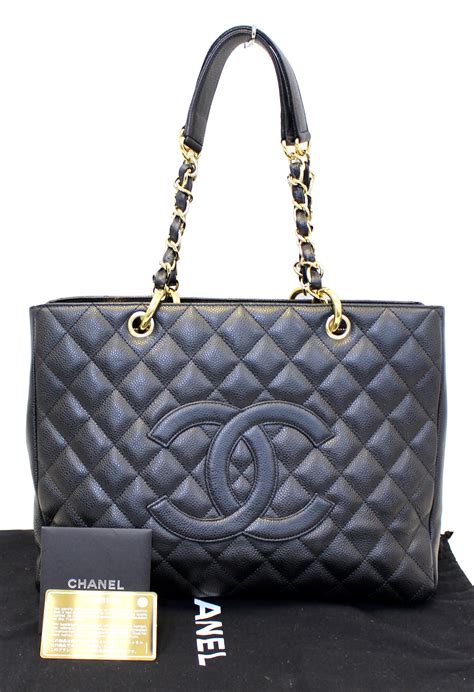 Grand shopping leather tote Chanel Black in Leather 